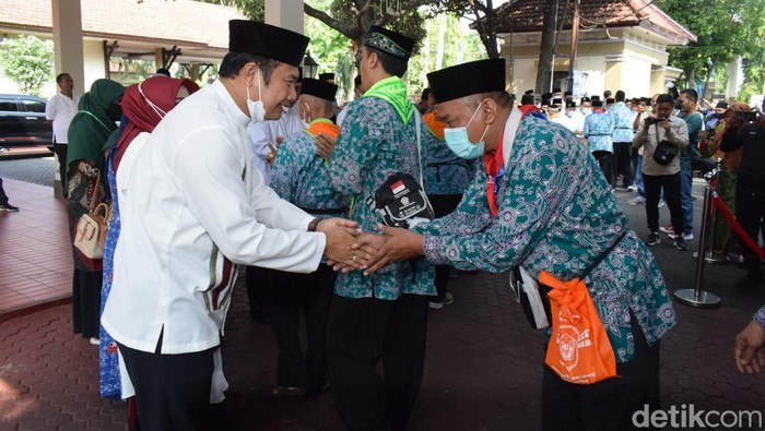 Calon jemaah haji di Lamongan