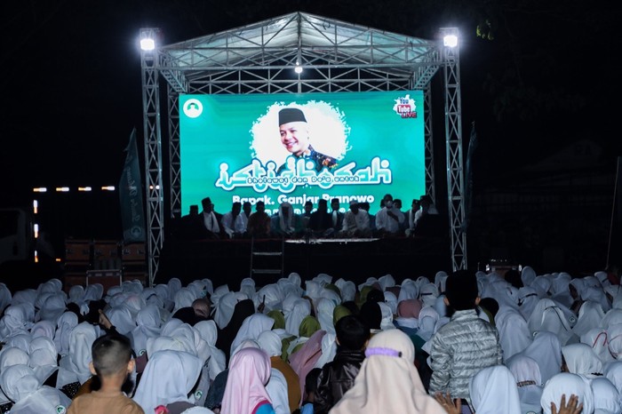 Doa Bersama Relawan Ganjar di Banten