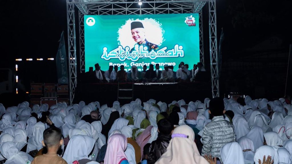 Ribuan Santri di Banten Gelar Doa Bersama Dukung Ganjar Jadi Presiden
