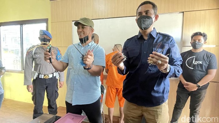 Dua tersangka kasus bentrok antarsuporter PSM diancam hukuman 10 tahun penjara.
