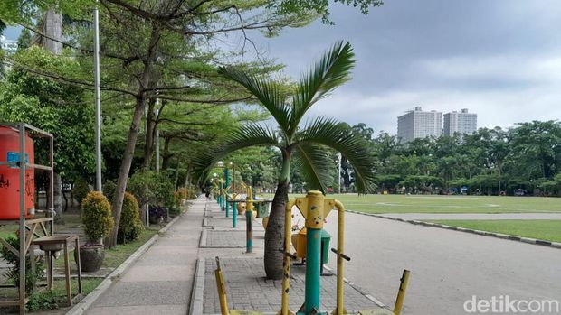 Fasilitas olahraga di Lapangan Merdeka Medan