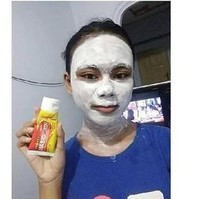 Cara ekstrim di level yang lebih lanjut demi wajah glowing. Kalau ini sih adanya bukan glowing tapi jadi panas banget mukanya. Ada-ada saja ulah netizen. Foto: Instagram/awreceh