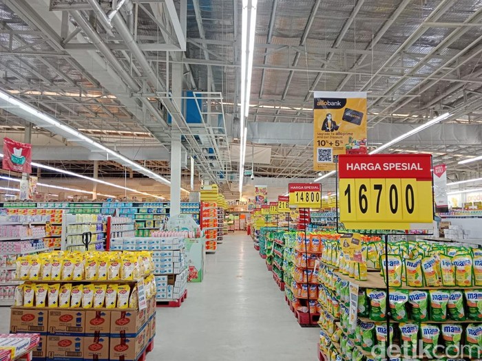 Harga spesial di Transmart Citra Garden, Medan.