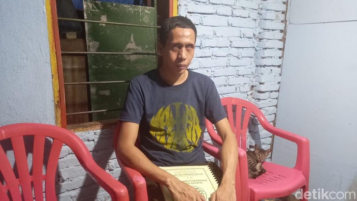 Herman, mahasiswa tunanetra raih gelar sarjana di Universitas Islam Makassar (UIM).