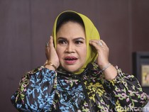 Hetty Koes Endang Disomasi gegara Diduga Nyanyikan Lagu Tanpa Izin