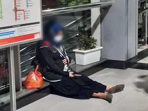 Cerita di Balik Foto Viral Ibu Hamil Kelelahan Gegara Eskalator KRL Mati
