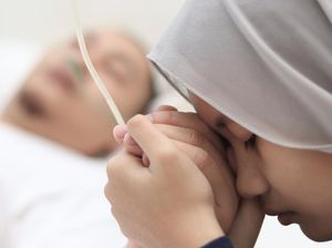 20 Doa Minta Kesembuhan dari Sakit Lengkap Arab, Latin, dan Artinya