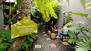 Ini Lho Kafe Bernuansa Hutan di Garut yang Asyik Buat Nongkrong-Foto