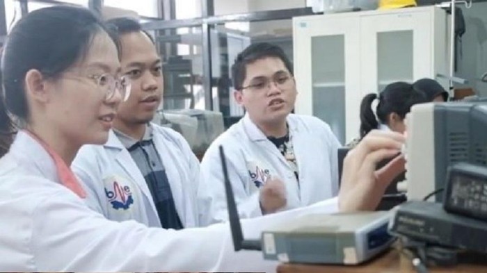 Institut Teknologi Sepuluh Nopember (ITS) merupakan kampus berbasis teknologi. ITS juga memiliki peran mengembangkkan teknologi di bidang kesehatan.