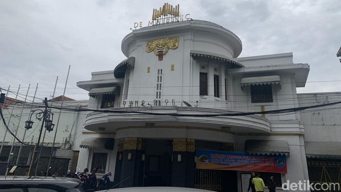 Jejak bioskop legedaris di Kota Bandung.
