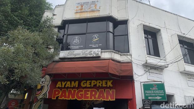 Jejak bioskop legedaris di Kota Bandung.