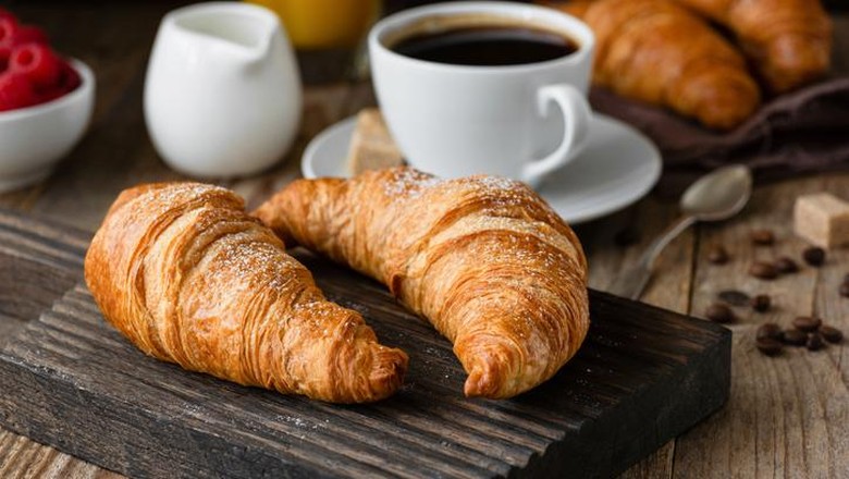 Kamu Bisa Ngeteh dan Makan Croissant di Coffee Bean Gratis Kamu Bisa Ngeteh dan Makan Croissant di Coffee Bean Gratis