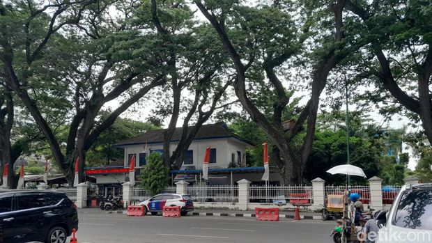 Kantor Satlantas Polrestabes Medan di Lapangan Merdeka