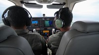 Latihan pesawat Bonanza G-36 tersebut untuk memeriahkan acara Naval Air Base Open Day pada 12 Juni 2022.  