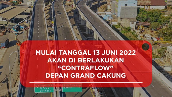 Polisi berlakukan contraflow di depan Grand Cakung, Jaktim
