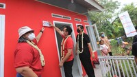 Prudential Indonesia bekerja sama dengan Habitat for Humanity Indonesia menyelesaikan tahap pertama Program Desa Maju Prudential, sekaligus meresmikan dimulainya pembangunan rumah serta fasilitas umum tahap kedua, di Desa Tanjung Anom, Kecamatan Mauk, Kabupaten Tangerang, Provinsi Banten.