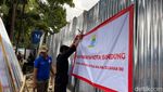 Momen Penyegelan Kafe di Bandung Karena Tak Bayar Sewa 18 Tahun
