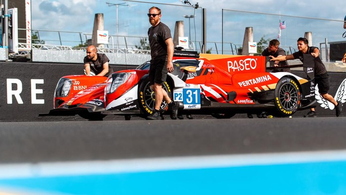 Sean Gelael dan Team WRT