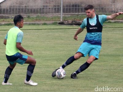 Intip Latihan Persib Bandung Jelang Laga Perdana Piala Presiden 2022