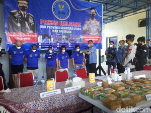 BNN Ungkap Penyelundupan 33 Kg Sabu, 6 Tersangka Ditangkap