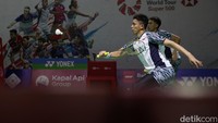 Fajar/Rian membalas gim kedua 21-17.