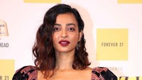 Sejak awal karier, Radhika Apte memang tidak pernah melakukan banyak hal buat mengubah penampilannya.  (Foto: AFP via Getty Images/STR)