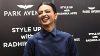 Radhika Apte merasa apa yang dia lalui membuatnya lebih percaya diri dengan apa yang dia miliki. (Foto: AFP via Getty Images/SAM PANTHAKY)