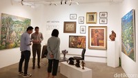 Lebih dari 1.200 karya seni dari 52 galeri seni berpartisipasi meramaikan Art Moments Jakarta Online 3. Foto: Tia Agnes/ detikcom