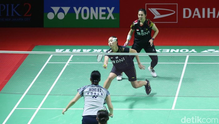 Febby Valencia Dwijayanti Gani/Ribka Sugiarto gagal melaju ke semifinal Indonesia Masters 2022. Mereka kalah dari Jeong Na Eun/Kim Hye Jeong 16-21 dan 21-18.