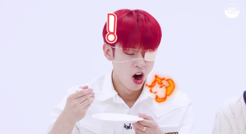AB6IX cicip ayam geprek yang pedas menyengat