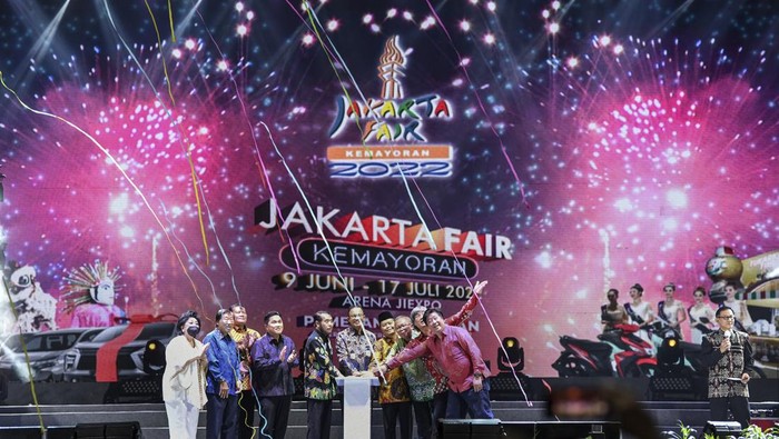 Jakarta Fair Sampai Kapan? Simak Jam Operasional Jakarta Fair 2022 Jakarta Fair sampai kapan? Jakarta Fair atau Pesta Rakyat Jakarta (PRJ) kembali dilaksanakan dari tanggal 9 Juni hingga 17 Juli 2022.