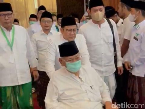 KH Dimyati Rois