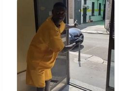 Meme Kemarahan dan Kesedihan Pengguna iPhone 7 Tak Dapat iOS 16