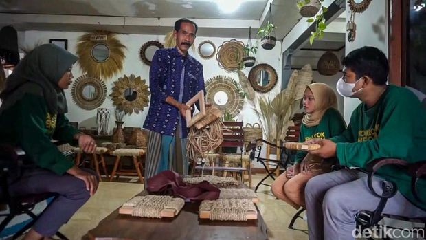 Perjalanan VW wisata di Nanggulan, Kulon Progo, DIY, Kamis (9/6/2022).