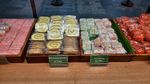 Mengintip Beragam Produk Lokal di Sarinah, Ada Makanan & Mainan Jadul!