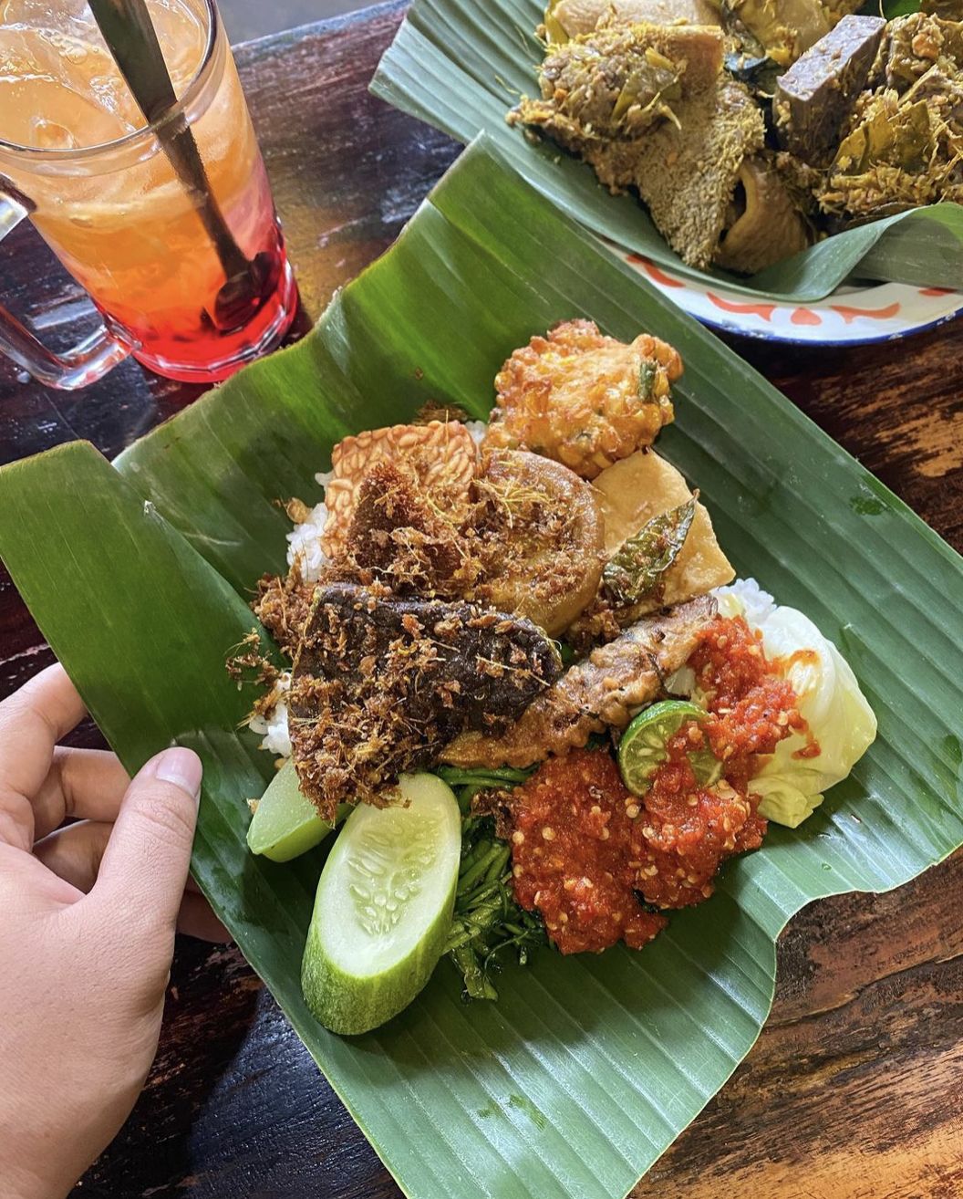 Puedes Nendang! 5 Sego Sambel yang Terkenal Enak di Malang