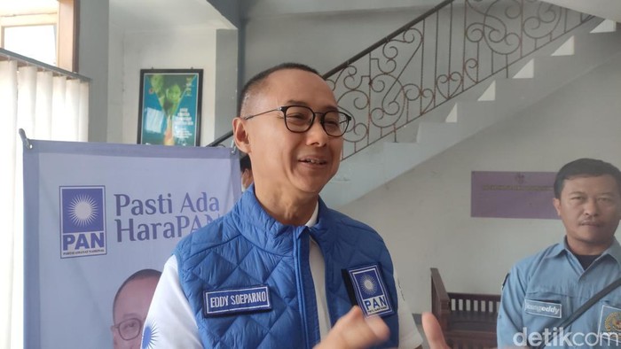 Sekjen PAN Eddy Soeparno.