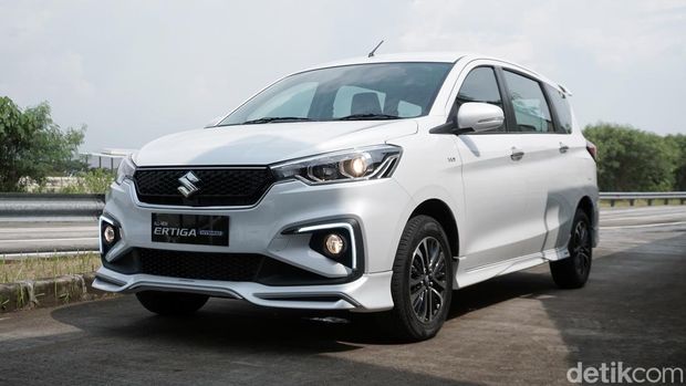 Suzuki Ertiga Hybrid SS Suzuki Ertiga Hybrid SS