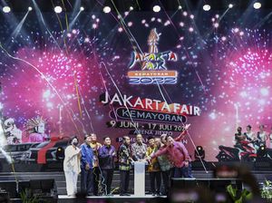 Mau ke PRJ Pakai Angkutan Umum? Ini Pilihan Caranya!