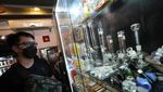 Sorak Sorai Warga Thailand Antre Beli Ganja