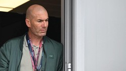 5 Pelatih Top yang Masih Nganggur, Benitez hingga Zidane