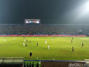 Dirut PSM Makassar Appi Diganjar Kartu Kuning gegara Protes Wasit Berlebihan