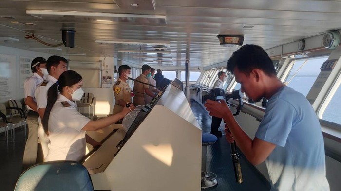 Memasuki masa libur sekolah, PT PELNI yang mengoperasikan 26 kapal penumpang membidik pasar wisata edukasi kepada kelompok pelajar dengan menawarkan pengetahuan tentang Indonesia sebagai negara maritim dan kepulauan.