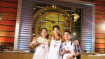 Gaya Keren Victor MasterChef Saat Masak hingga Kulineran