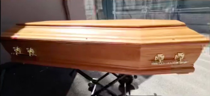 Gubernur Jawa Barat Ridwan Kamil membuat desain makam sebagai tempat peristirahatan terakhir putranya, Emmeril Khan Mumtadz (Eril) (Instagram @ridwankamil) Gubernur Jawa Barat Ridwan Kamil membuat desain makam sebagai tempat peristirahatan terakhir putranya, Emmeril Khan Mumtadz (Eril) (Instagram @ridwankamil)