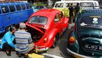 Ratusan Mobil VW Konvoi di Jalanan Kota Madiun