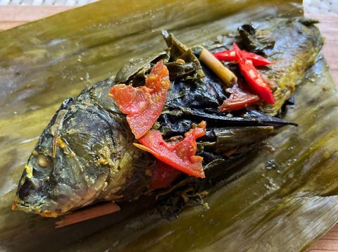 Resep Pepes Ikan Mas Bumbu Iris