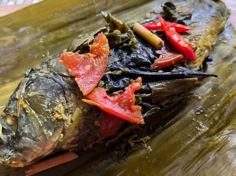 Resep Pepes Ikan Mas Bumbu Iris
