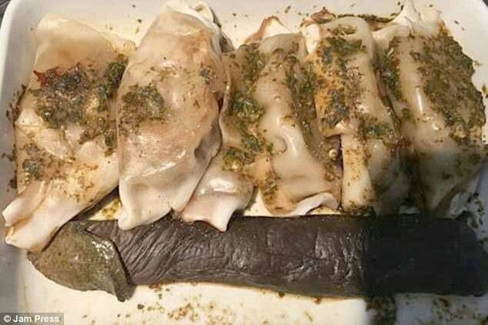 Tampilan 10 Makanan di Pesawat Ini Dijamin Bikin Malas Makan Tampilan 10 Makanan di Pesawat Ini Dijamin Bikin Malas Makan