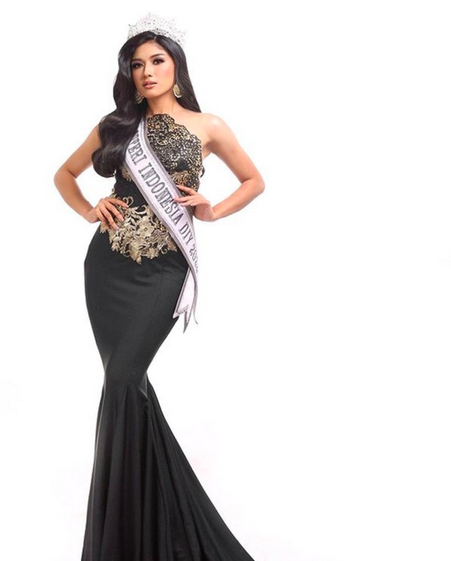 Sebelum kedekatannya dengan anak orang nomor satu Indonesia itu menjadi sorotan, Erina Gudono telah menarik atensi dengan prestasinya sendiri. Fresh from the oven, perempuan kelahiran Amerika Serikat ini adalah finalis Puteri Indonesia 2022. (Foto: Instagram/@erinagudono)